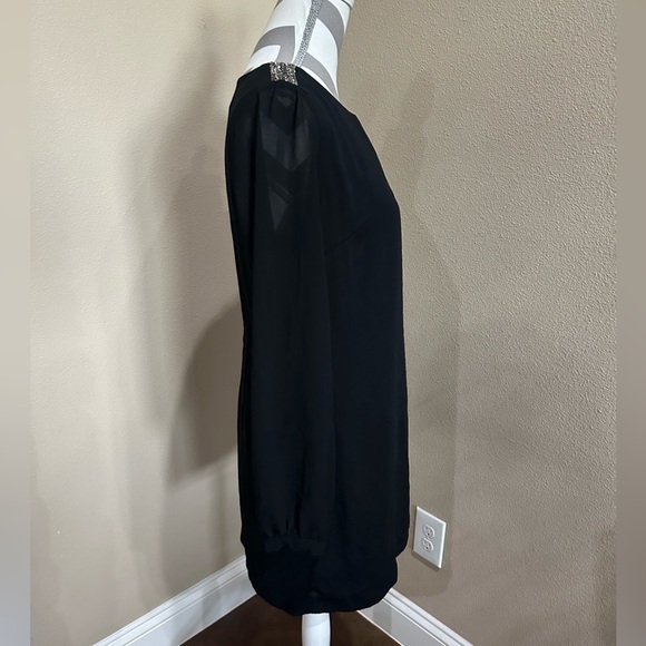 Forever 21 long sleeve black dress with clear beading detail on shoulder - Picture 3 of 6
